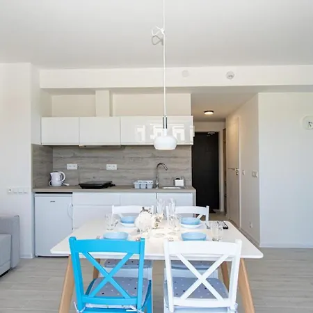 365pam - Kolory Lata - Klimatyzacja I Plac Zabaw W Obiekcie Apartamento Sarbinowo